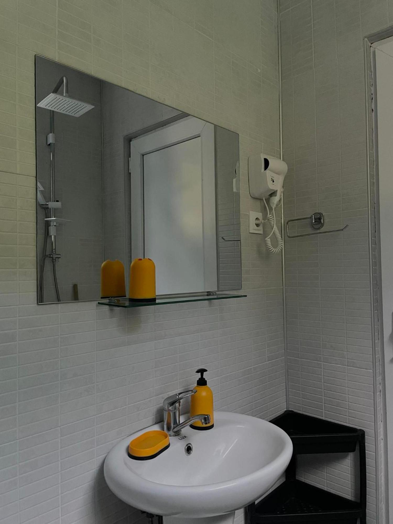 Kolkhi Guest House โกนิโอ ภายนอก รูปภาพ