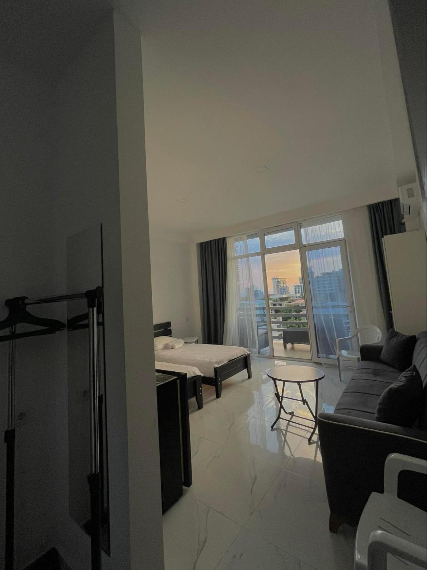 Kolkhi Guest House โกนิโอ ภายนอก รูปภาพ