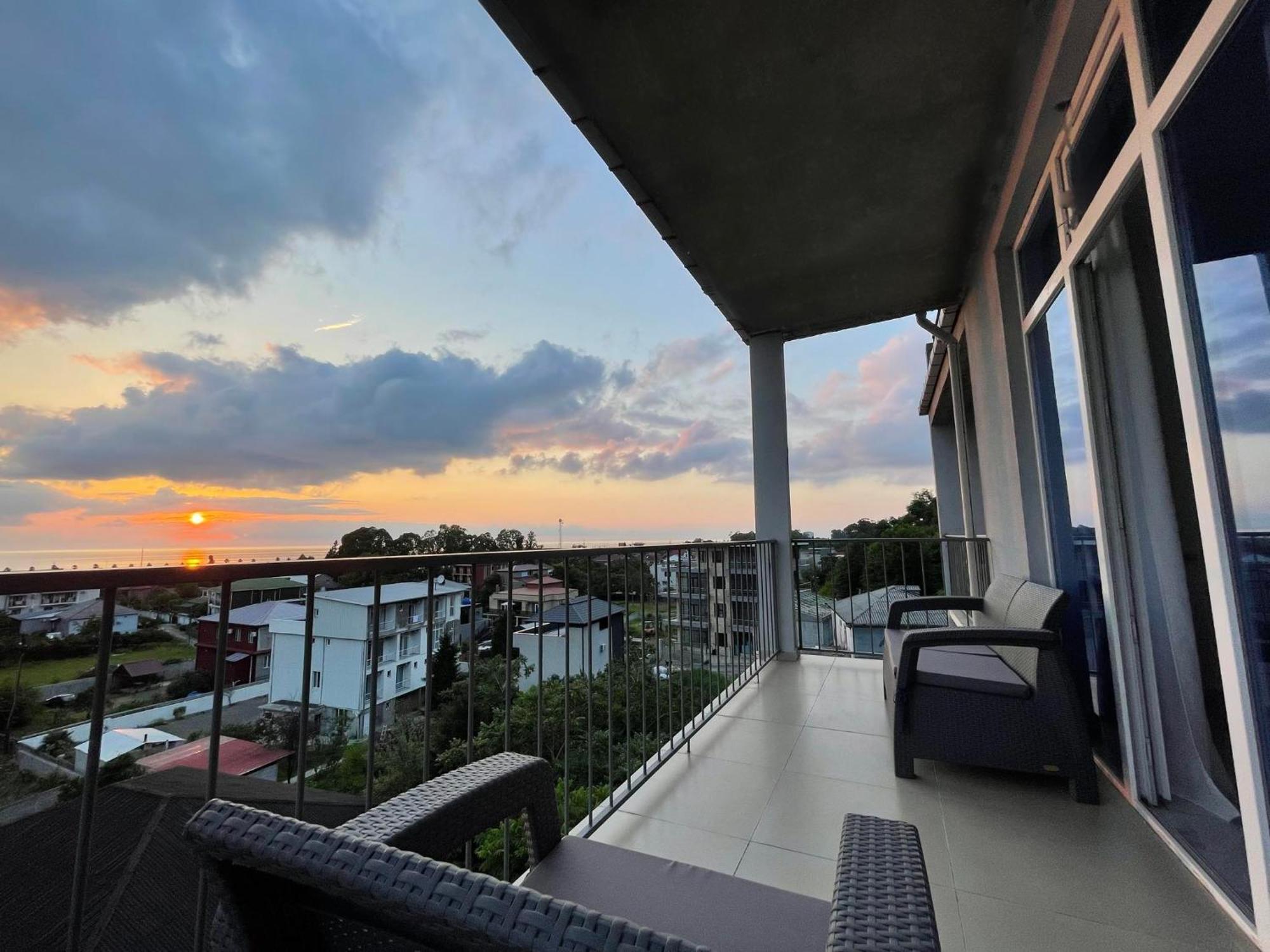 Kolkhi Guest House โกนิโอ ภายนอก รูปภาพ